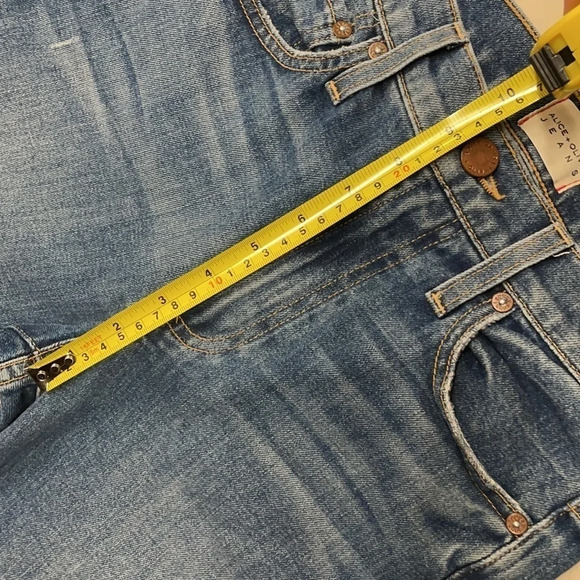 ALICE + OLIVIA Twisted Seam Step-Hem Cropped Jeans Amazing High Rise size 24 - Picture 13 of 16